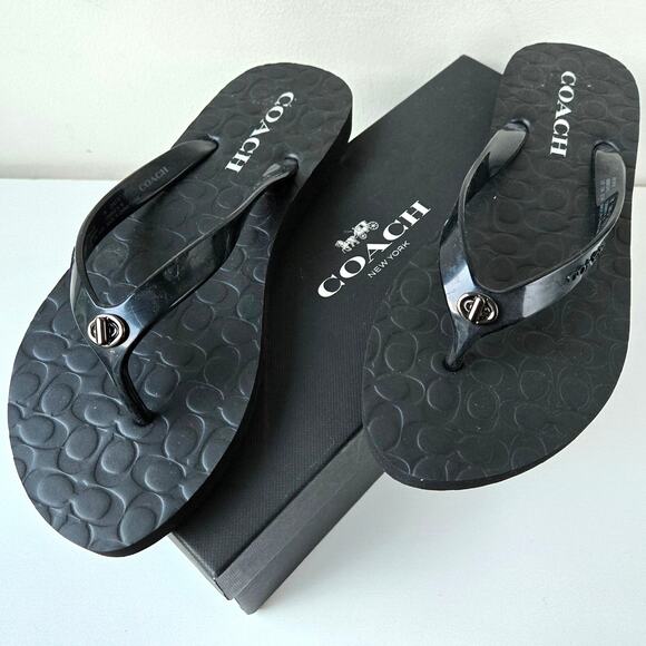 Coach NEW Abbigail Signature Turnlock Black Flip Flop Sandal Rubber Size 7 Gift - Picture 3 of 14